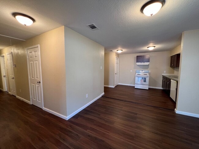 Photo - Newly remodeled 3bed/2bath in Eagle Lake, TX
