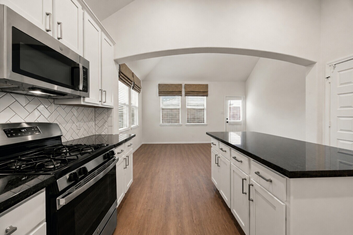 Photo - 10422 Milford Wds Ln
