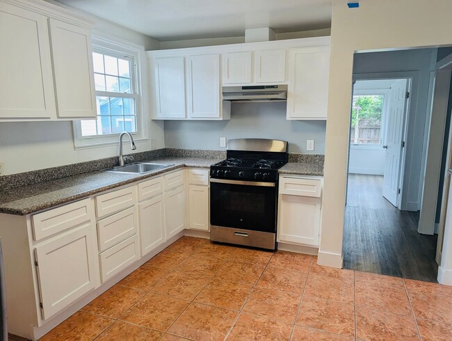 Photo - Beautifully Remodeled 3BR/1BA Home in Prime San Pablo Location
