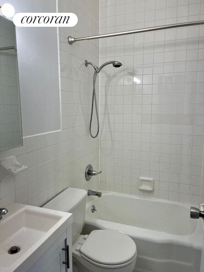 Photo - 317 E 3rd St