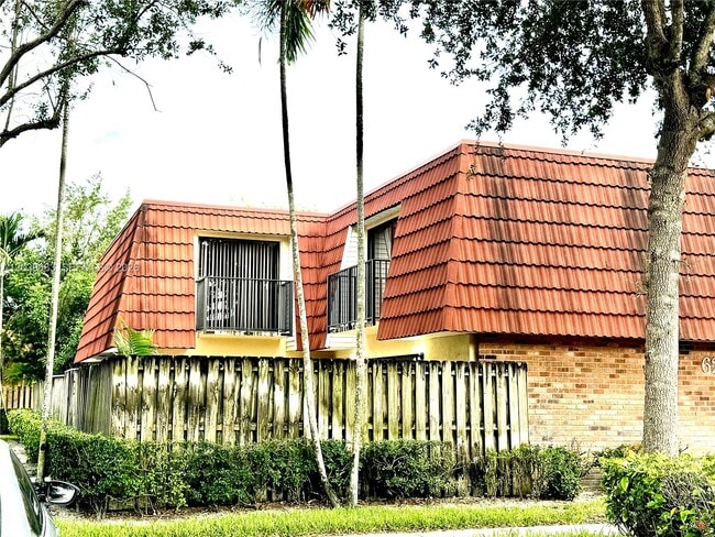 Photo - 721 NW 99th Cir
