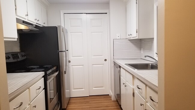 36 Greentree Ln Unit 23
