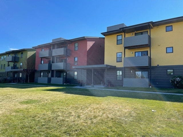 Photo - 228 S Cottonwood Rd Townhome