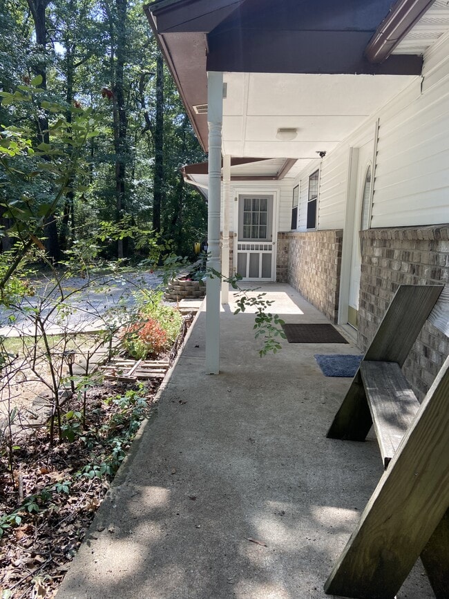 Photo - 18601 Honeysuckle Ln