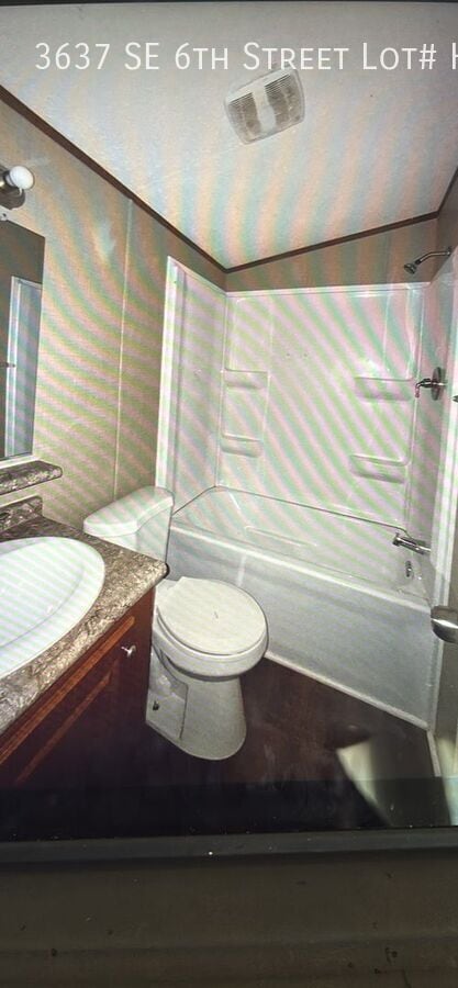 Photo - 3637 SE 6th St