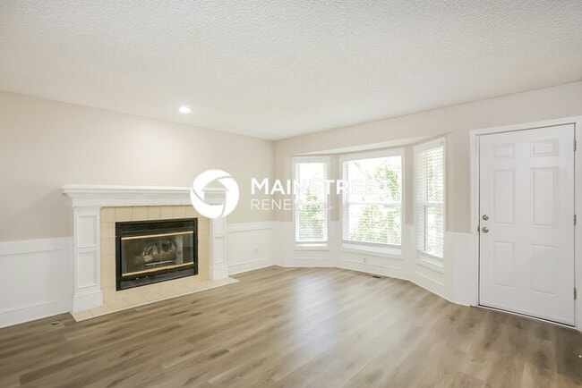 Photo - 4 Bedroom Pet-Friendly Home in Kansas City, MO with Main Street Renewal