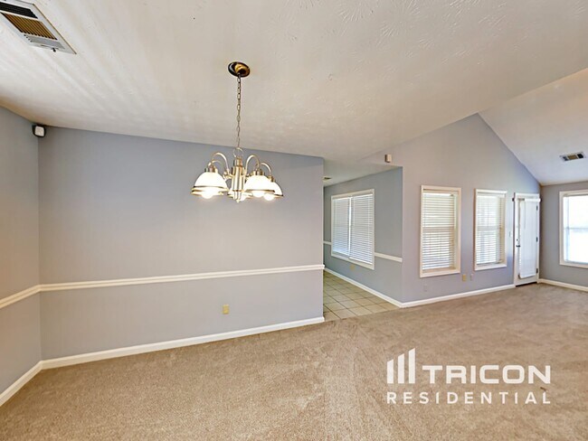 Photo - 15 Pine Valley Dr