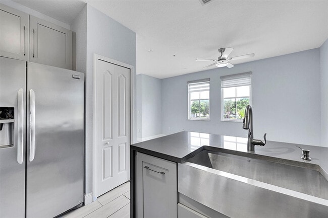 Photo - 150 Jacaranda Country Club Dr Unit 200