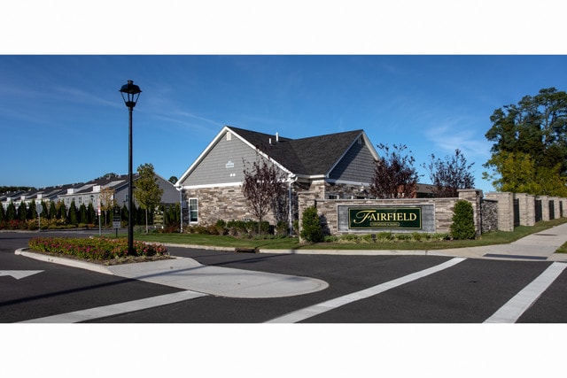 Great Location - Fairfield Townhouses at Selden