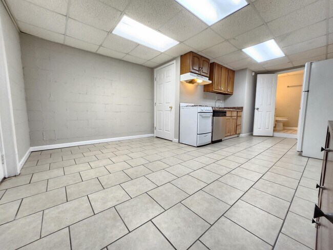 Photo - 1206 Francis St NW Unit 4