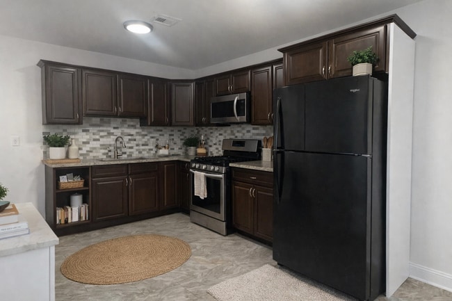 Photo - 130 Franklin St