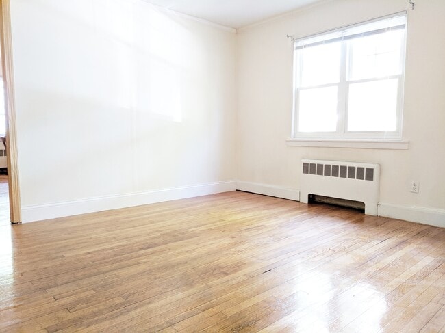 Photo - 23 Heath St Unit 1