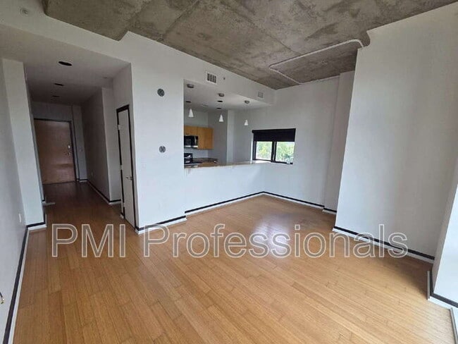 Photo - 1101 18th Ave S Unit Apt 601