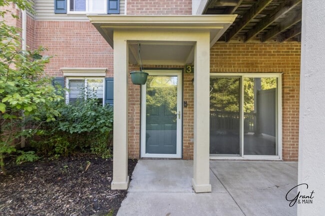 Photo - 2 bedroom ranch style condo $1850