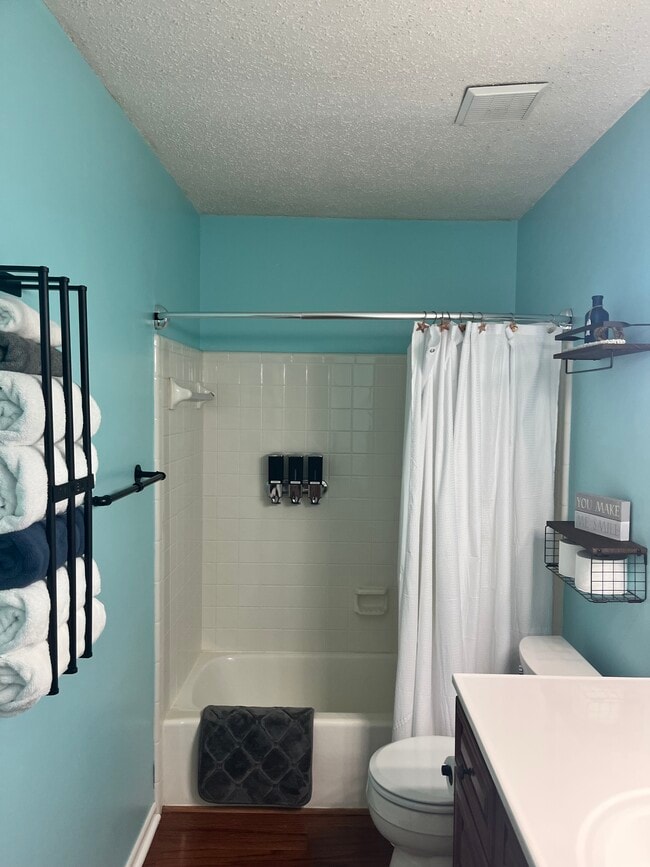 Photo - 45 Cinderella Ln NW