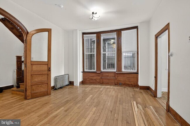 Photo - 4011 Pine St