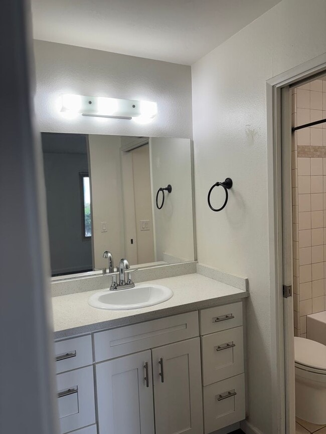 Photo - Upgraded 1 Bedroom Condo in Mission Valley for Lease