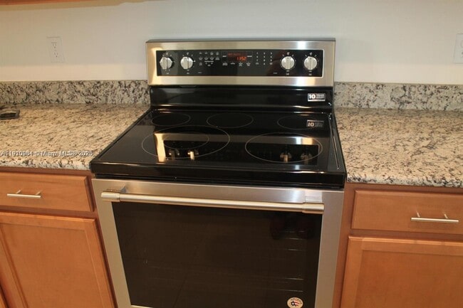 Photo - 5838 NW Coosa Dr