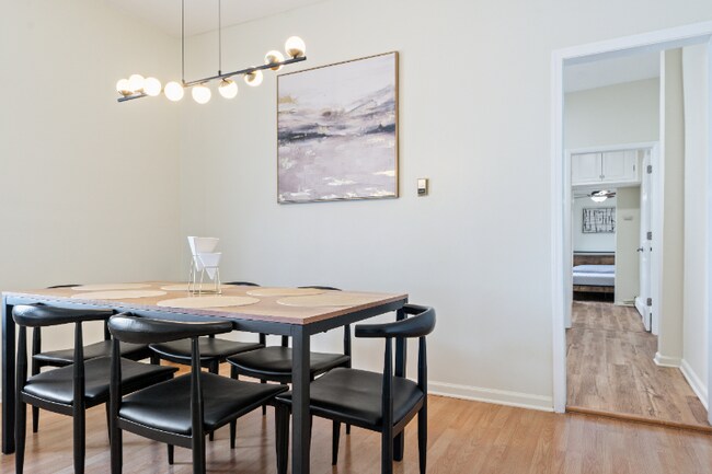 Photo - 1626 Union Turnpike