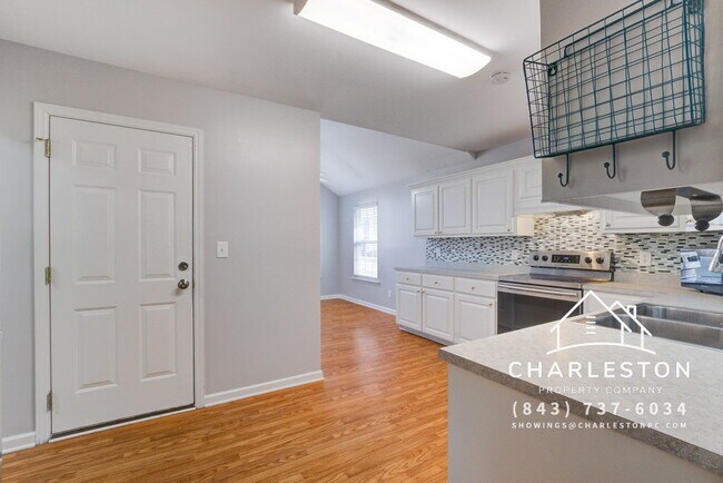 Photo - 7856 High Maple Cir