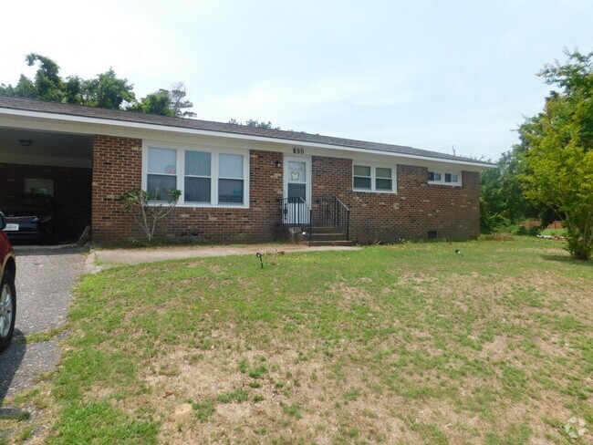 Building Photo - Home in Morehead City