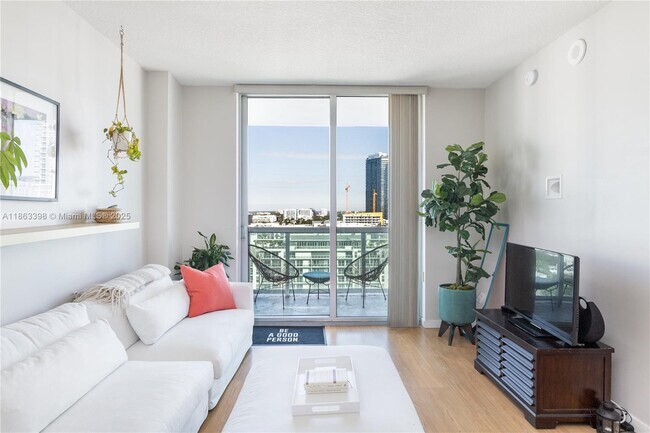 Building Photo - 333 NE 24th St Unit 1505 Rental