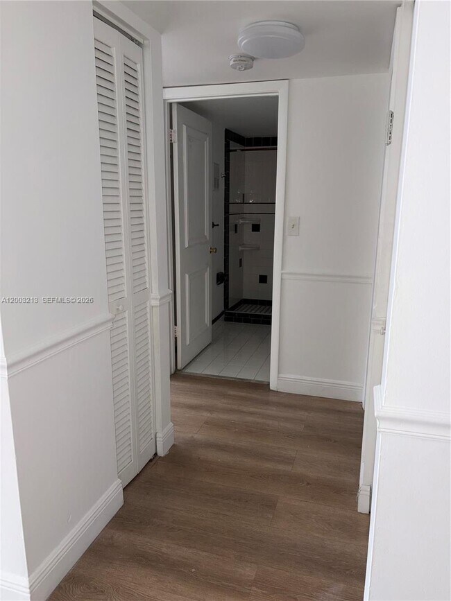 Photo - 401 NW 72nd Ave Unit 209-D
