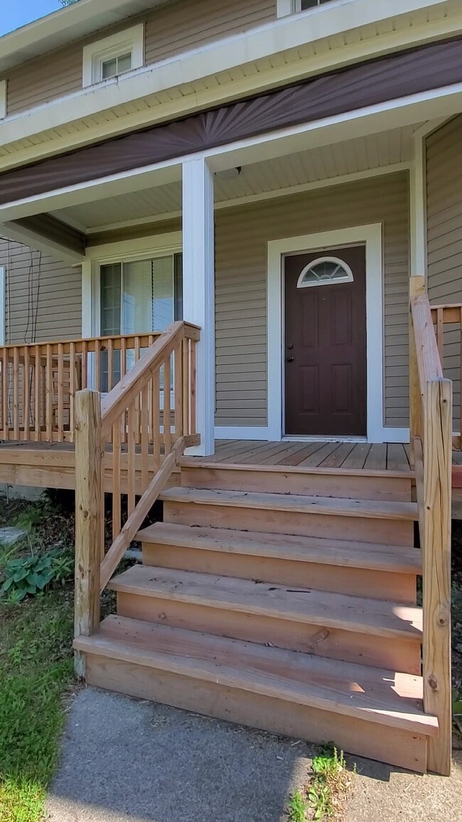 Photo - 410 County St