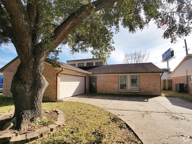 Building Photo - 16515 Loch Maree Ln Rental