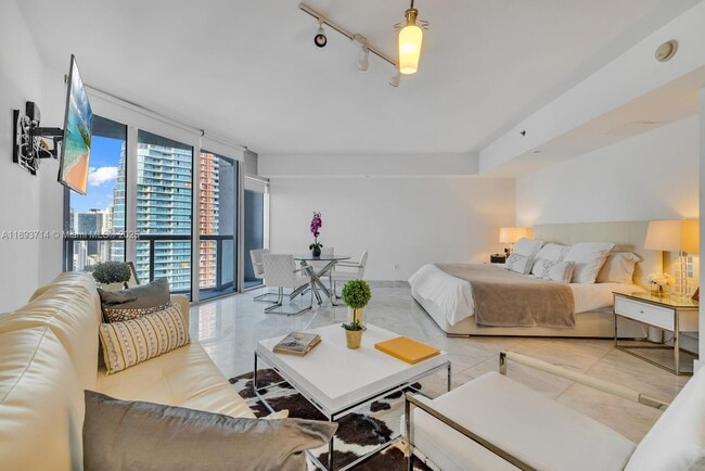 Photo - 475 Brickell Ave Unit 3708