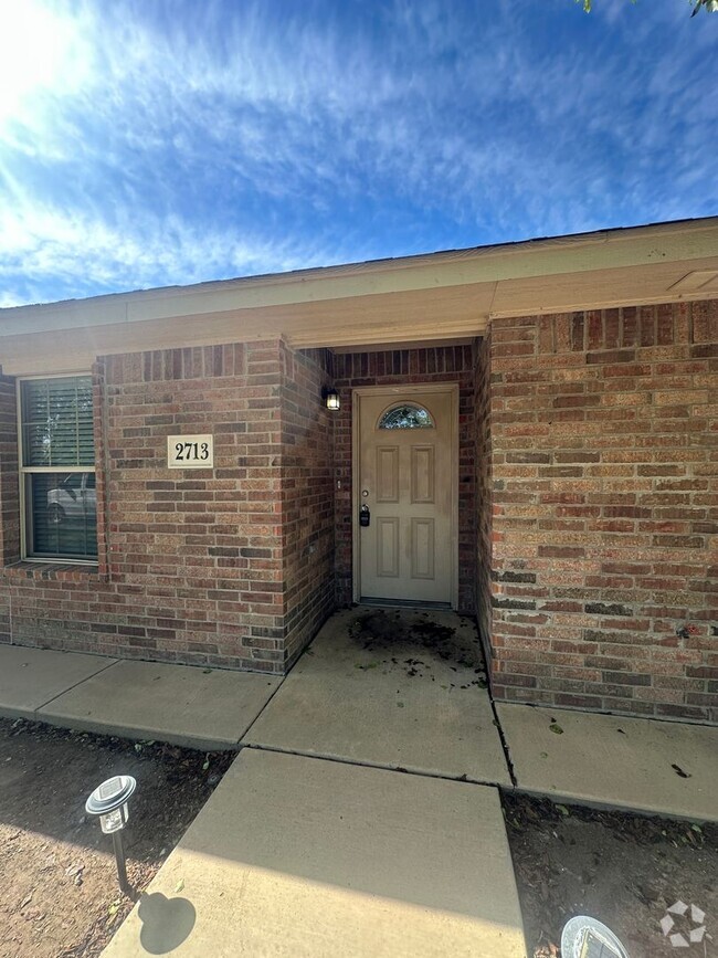 Building Photo - This Amazing Beauty has all you could ever... Rental
