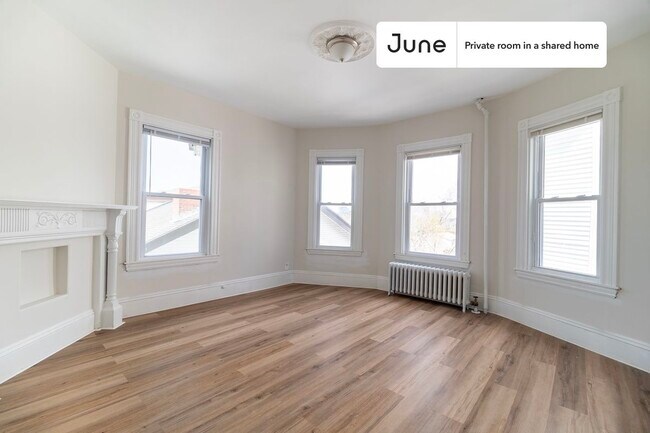 Photo - Room in Shared 3 bed/1 bath home Unit C