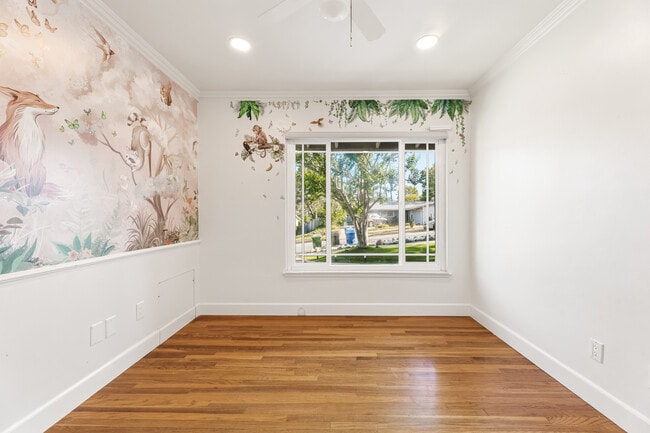 Photo - 20305 Aetna St