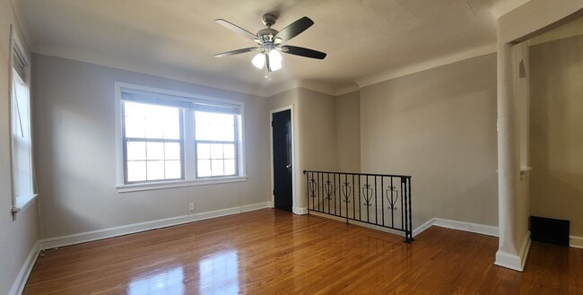 6330-6330 Bancroft Ave