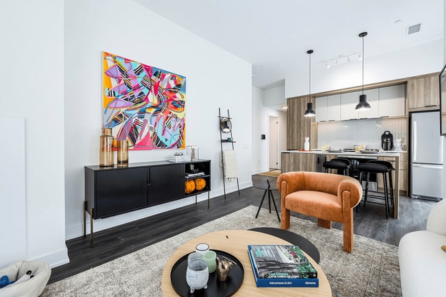 Building Photo - One Eighty Five