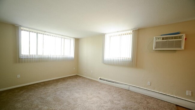 Photo - Minnehaha Apartments | 3608