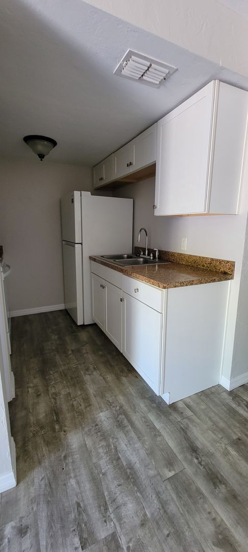 500 SW 69TH STREET