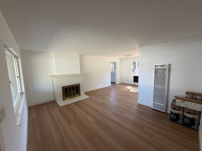 315 Hamilton Dr