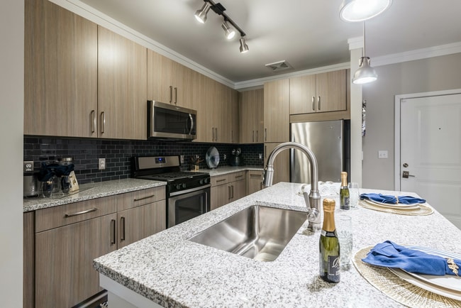 Photo - SYNC at Jonquil