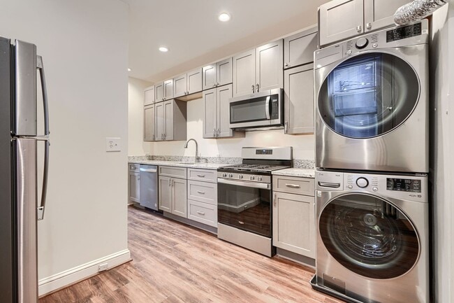 Photo - 2417 Maryland Ave Unit 1FL