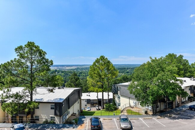 Overview of Vue at Crestwood