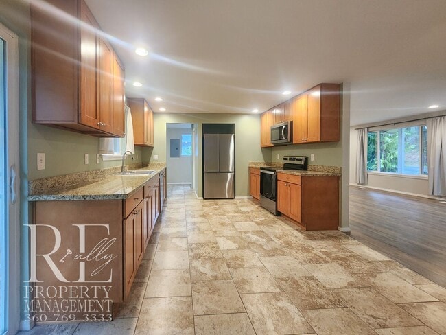 Photo - Private Half-Acre Retreat with Creek, Fire Pit & Expansive Bonus Space