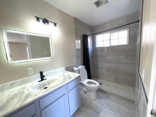 Bathroom #1 - 2951 68th Ave Unit 2955
