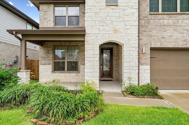 Photo - 29335 Red Rocks Pk Dr