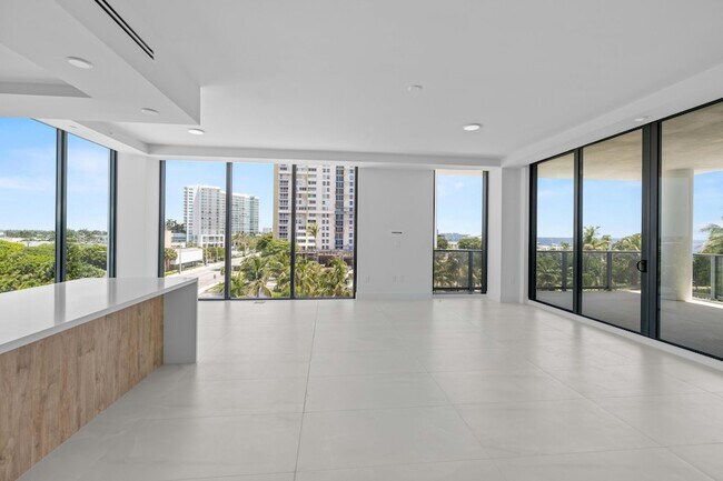 Photo - 305 Briny Ave Unidad 406
