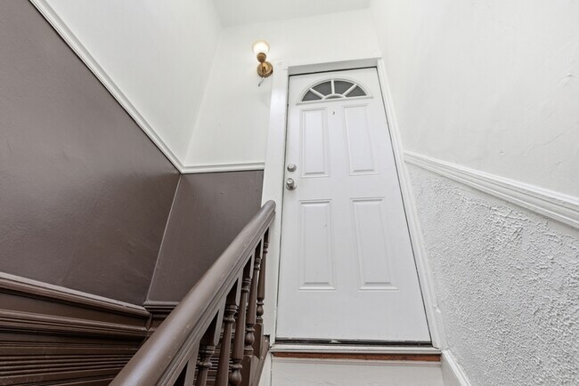 Photo - 2322 Callow Ave