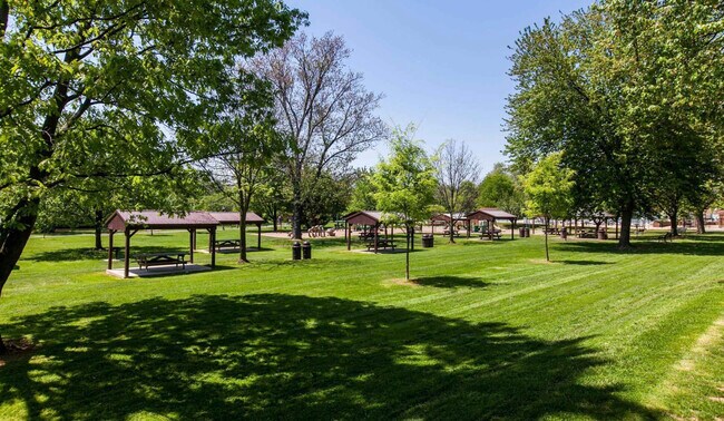 Photo - 102 E South St