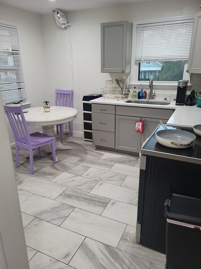 Photo - 1512A Sweetbriar Ave Unit A