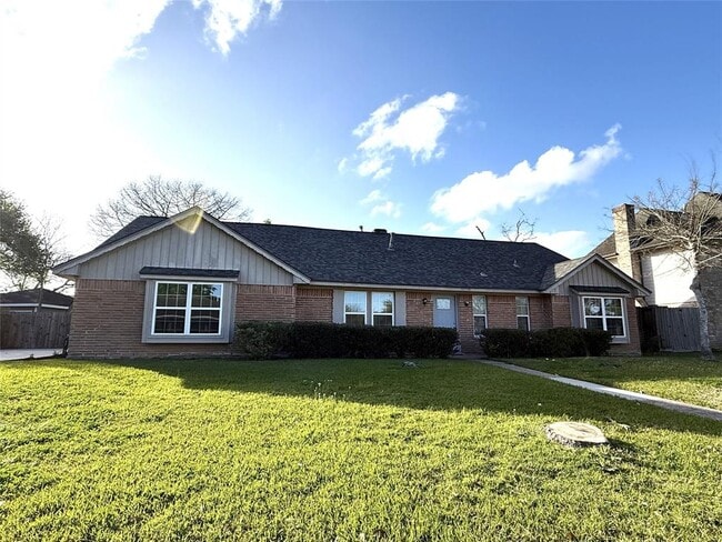 Photo - 301 Old Bayou Dr House