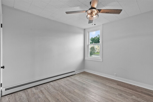 Photo - 25 Amity St Unit 2